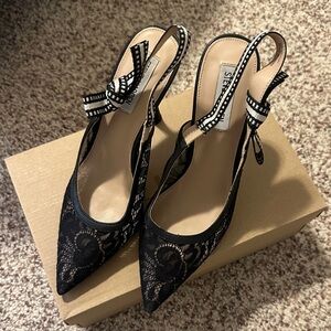 Steve Madden Black Lace Pointed Slingback Heels with Bow Straps